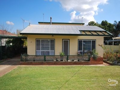 37 Caroline Street, Dubbo