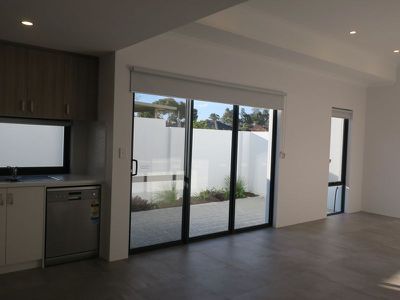 2 / 32 Birchley Crescent, Balga