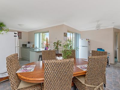 18 Paddies Crescent, Crestmead