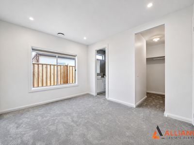21 Falstaff Street, Fraser Rise