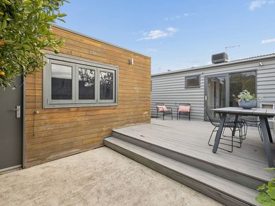 37 Robbs Road, West Footscray