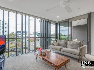 405 / 55 Railway Terrace, Milton