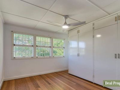 16 Sarina Street, Stafford Heights