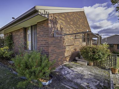407 Village Drive, Kingston