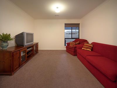 28 WHISTLER CONCOURSE, Wodonga