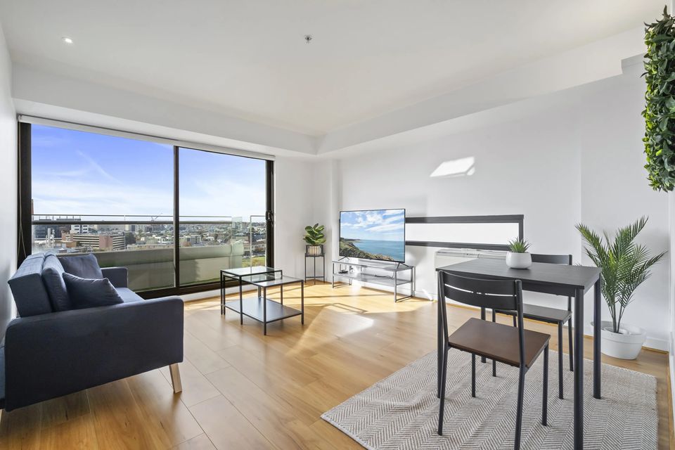 1324 / 572 St Kilda Road, Melbourne