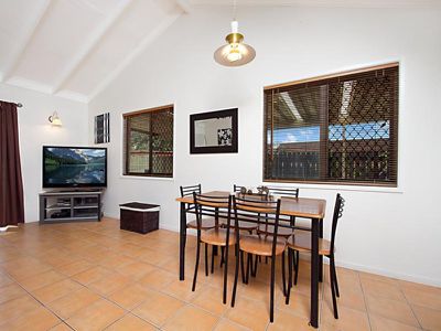 12 Stannard Street, Rochedale South
