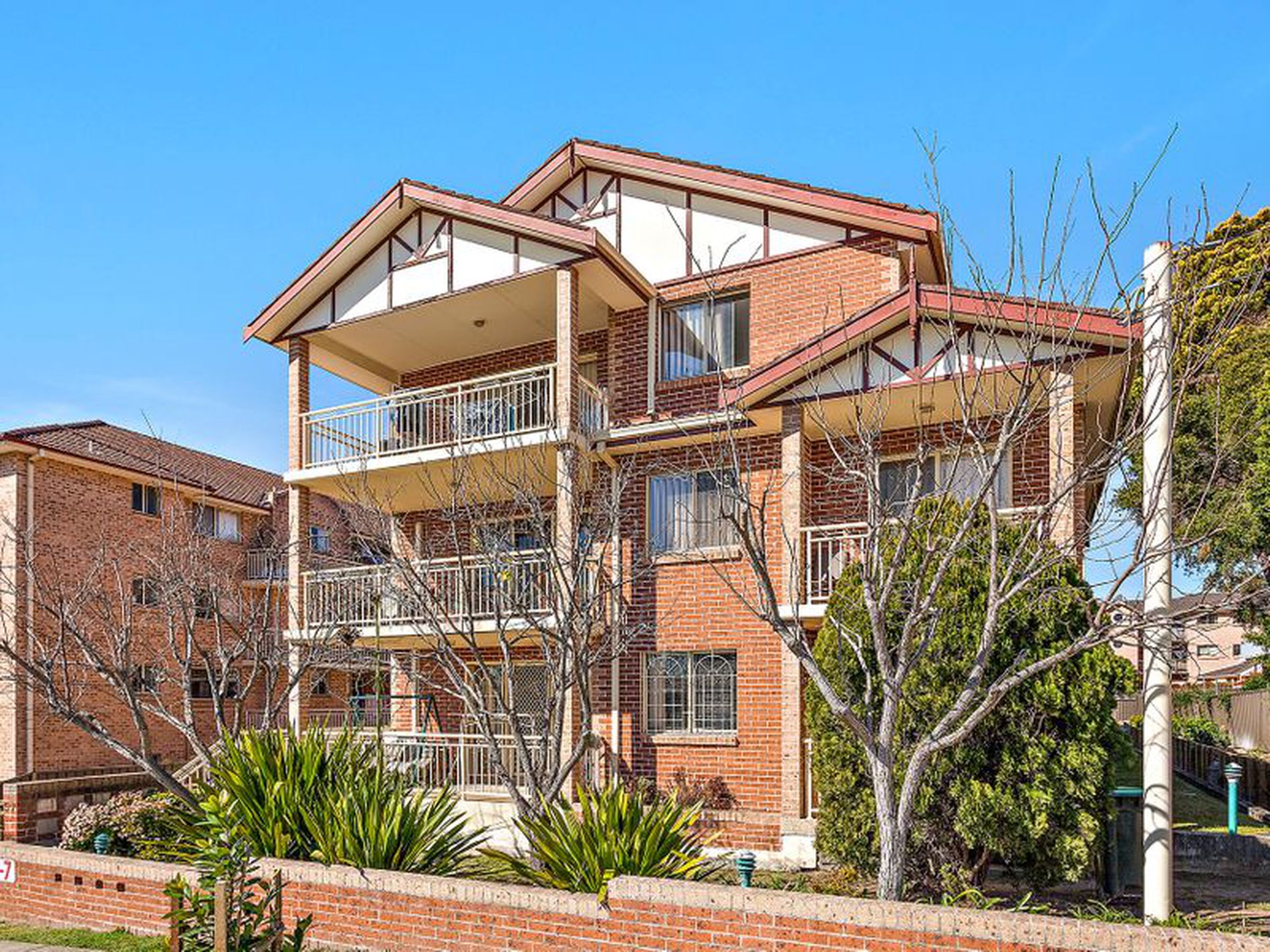 6 / 57 Percival Street, Penshurst Mclaws Property