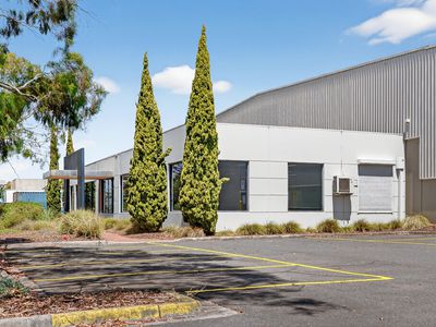 81-83 Strzelecki Avenue, Sunshine West