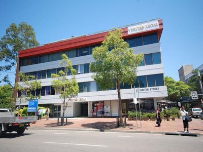 27 Hunter  St, Parramatta