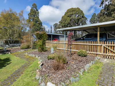 275 Dickensons Creek Road, Glen Huon