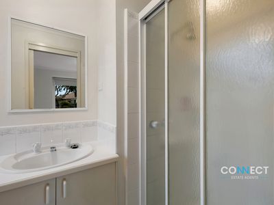 8 Rochelle Court, Narre Warren South