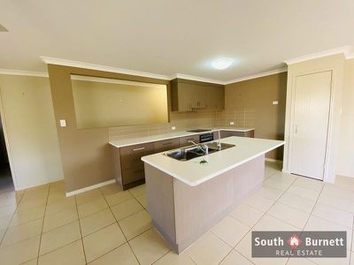 2 / 4 David Place, Kingaroy