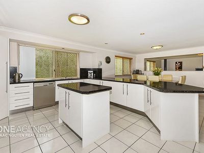 290 Forestdale Drive, Forestdale