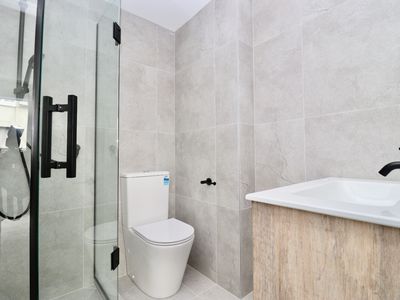 9 / 667 Great North Road, Grey Lynn