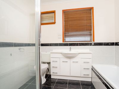 92 WILSON STREET, Wodonga