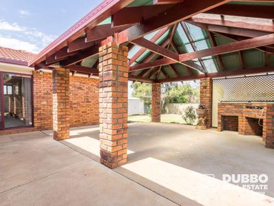 3 Swan Street, Dubbo