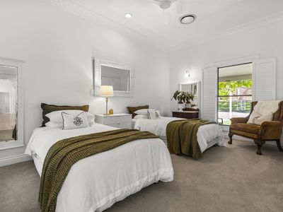 19 Woodview Street, Samford Valley