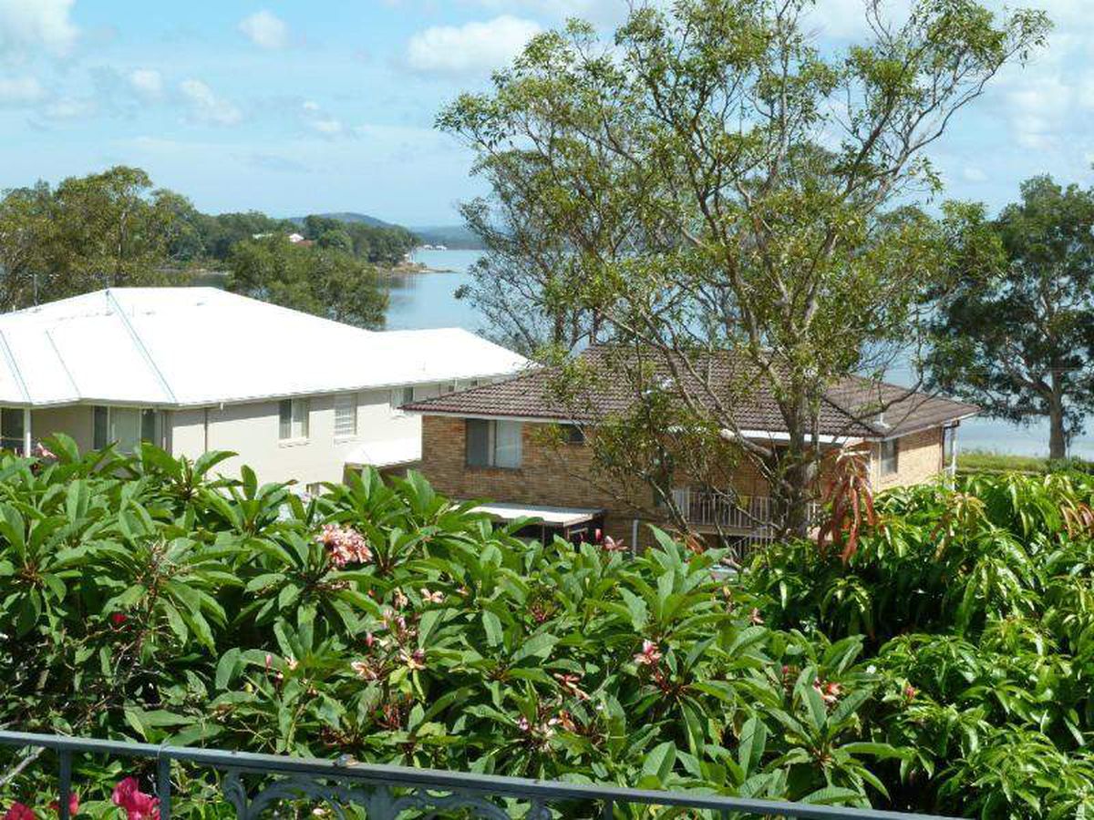 12 King Albert Ave, Tanilba Bay, Tanilba Bay - Thumbnail 2