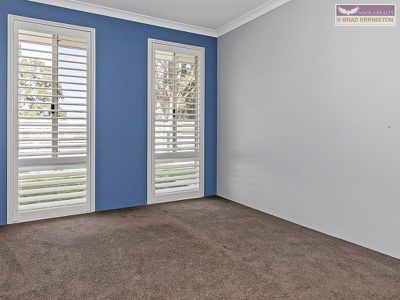 17 Tunnel Rd, Swan View