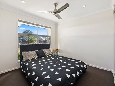 12 Bristlebird Circuit, Forest Glen