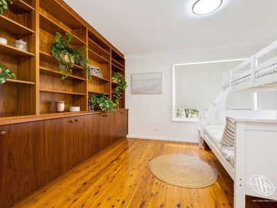 11 Hillcrest Avenue, North Narooma