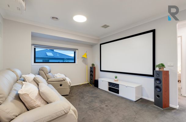 30 Flourish Circuit, Greenvale