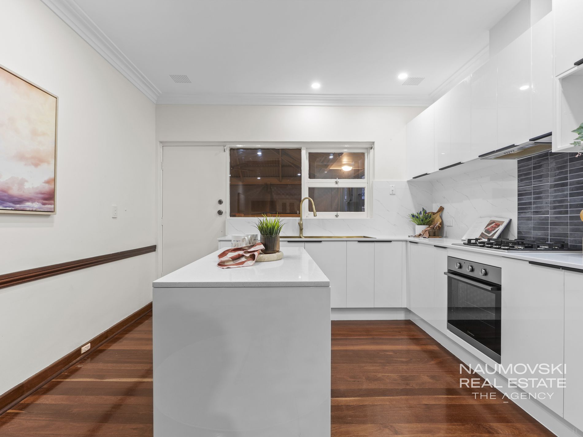 16 Hotchkiss Drive, Balcatta