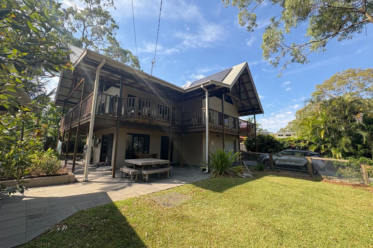 132 Lakes Boulevard, Wooloweyah