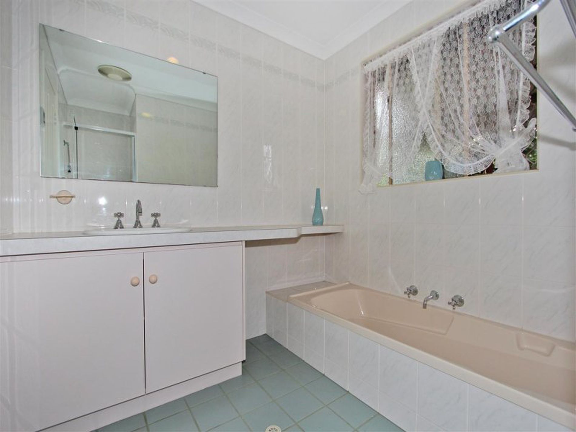 5 Burkett Drive, Kalgoorlie