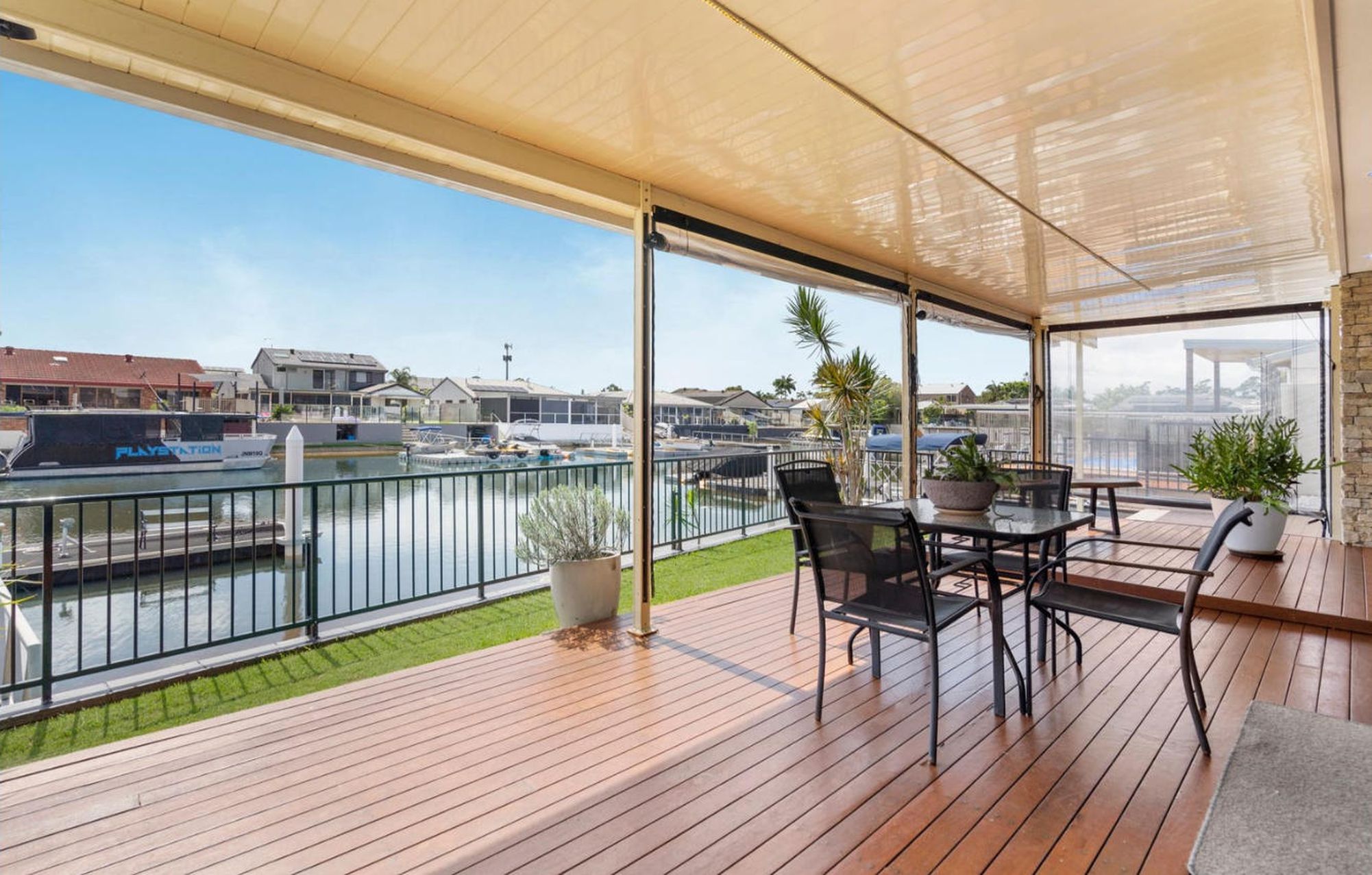 11 Seabreeze Street, Paradise Point