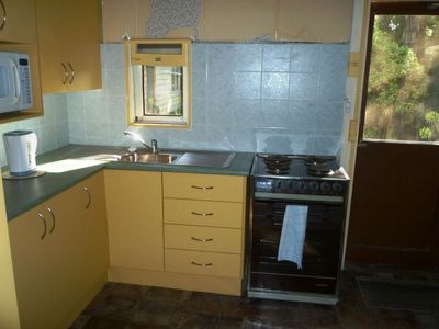 8 Beach Street, Lake Tabourie