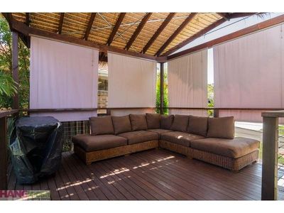 1 Ferntree Court, Noosaville