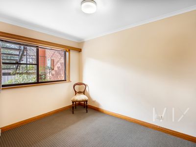 4 / 9 Hildern Street, New Town