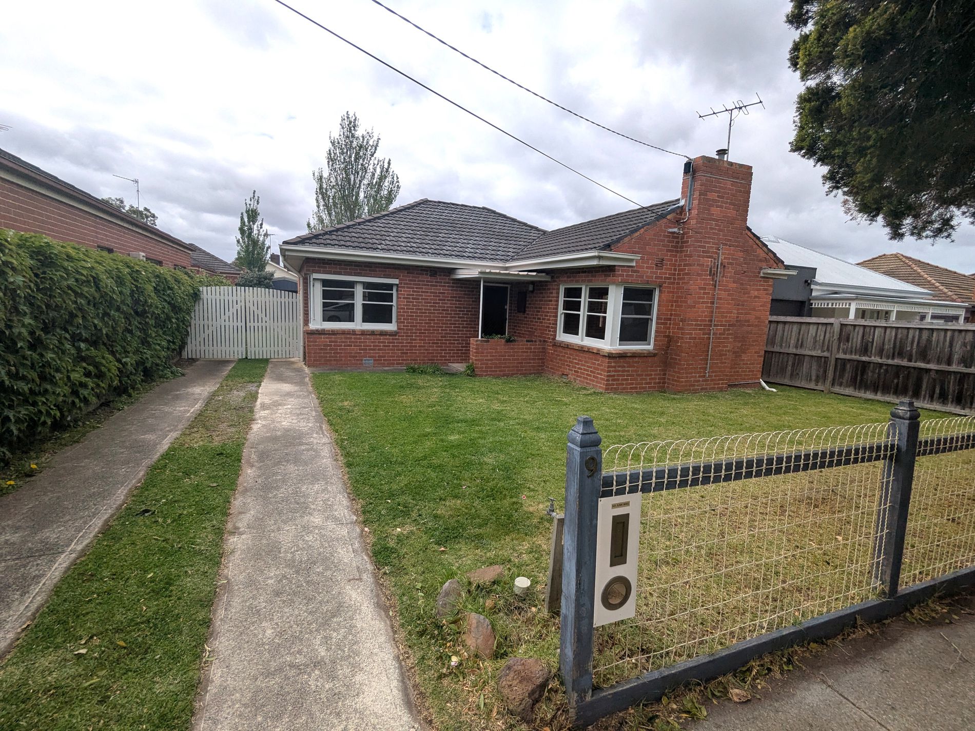 9 Cambridge Street, Belmont