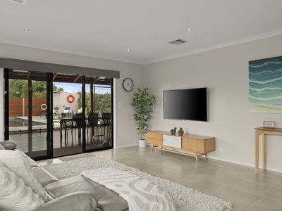 15 Clarke Street, Bundalong