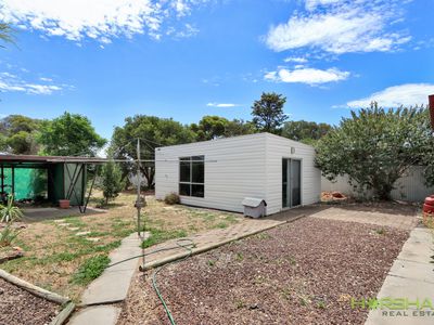 48 Elizabeth Street, Horsham