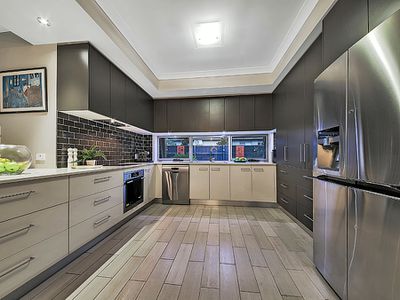 83 Feathertail Place, Wakerley