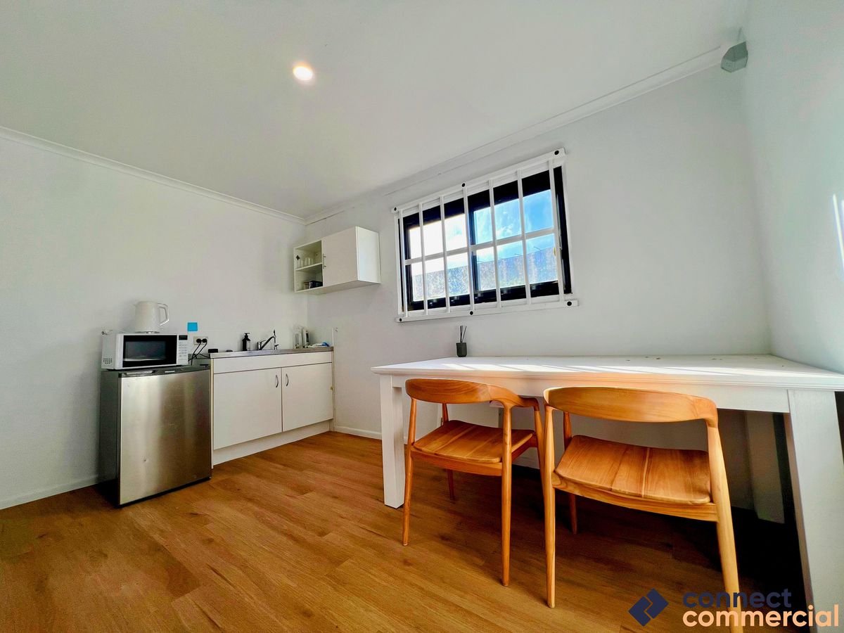 4 / 12 Township Drive, Burleigh Heads