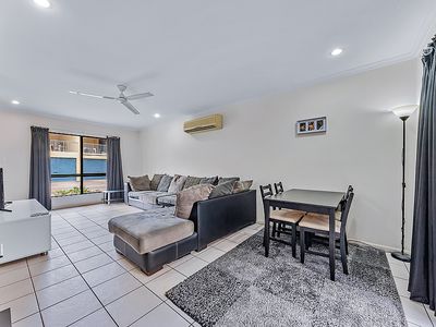 18 / 16 Beach Road, Cannonvale