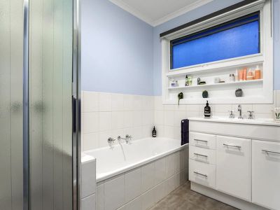 1 / 1 Kolinda Crescent, Capel Sound