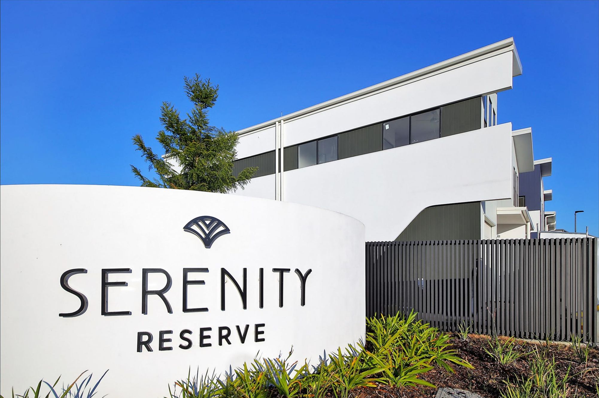 17 / 1 Lake Serenity Boulevard, Helensvale