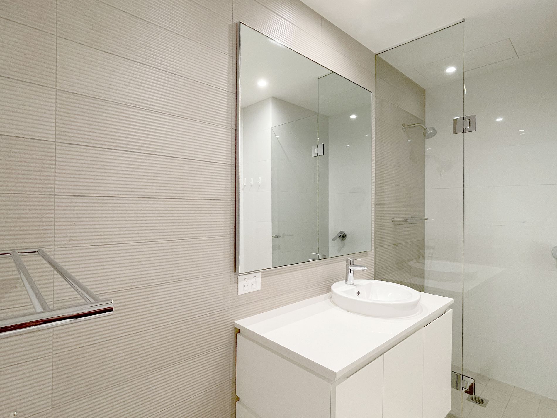 602 / 22 Scotsman Street, Forest Lodge