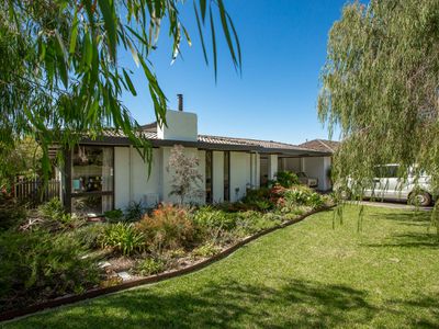 18 Waratah Crescent, South Bunbury