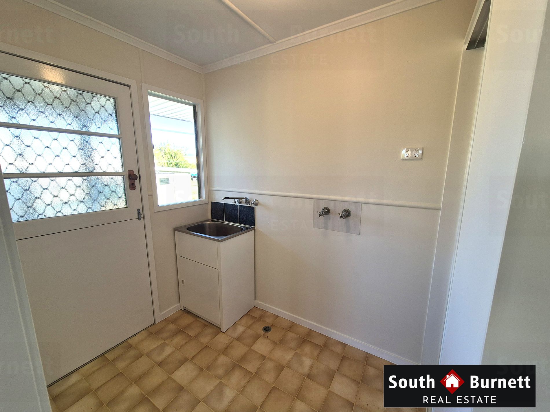 32 HODGE STREET, Kingaroy