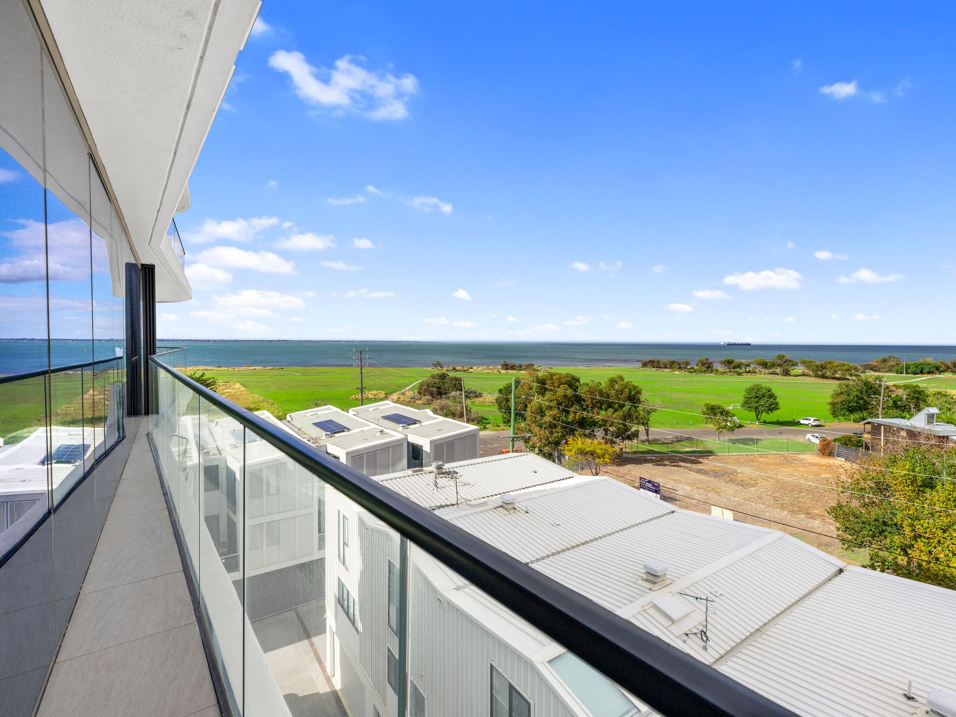 510 / 25 Windsor Terrace, Williamstown