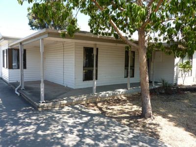48 Bennett Road, Horsham