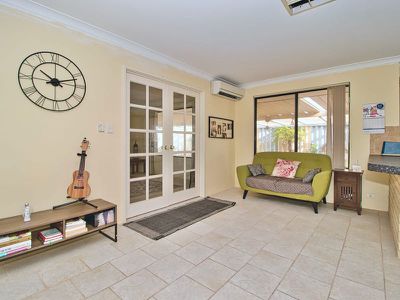 5 Eiffel Crescent , Port Kennedy
