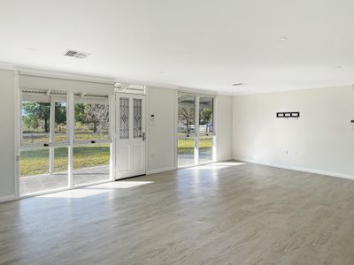 74 Young Street, Forbes