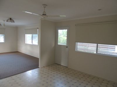 16 Barraclough Crescent, Moranbah